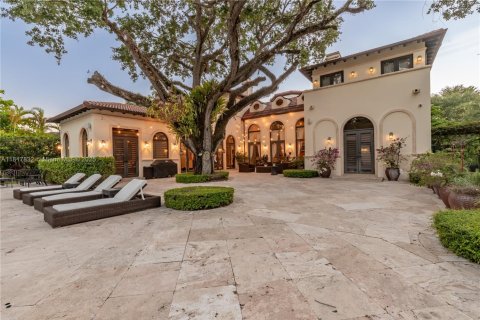 Casa en venta en Pinecrest, Florida, 9 dormitorios, 683.48 m2 № 1774455 - foto 1