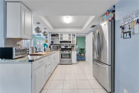 Купить виллу или дом в Санрайз, Флорида 3 спальни, 162.58м2, № 2026236 - фото 8