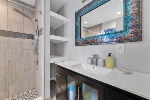 Купить виллу или дом в Санрайз, Флорида 3 спальни, 162.58м2, № 2026236 - фото 12