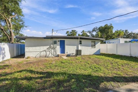 Villa ou maison à louer à Saint Petersburg, Floride: 3 chambres, 84.73 m2 № 2383400 - photo 23
