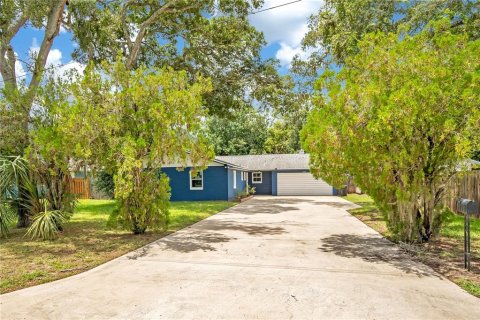 House in Ormond Beach, Florida 4 bedrooms, 164.25 sq.m. № 2196990 - photo 3