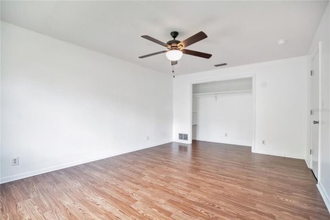 House in Ormond Beach, Florida 4 bedrooms, 164.25 sq.m. № 2196990 - photo 22