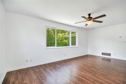 House in Ormond Beach, Florida 4 bedrooms, 164.25 sq.m. № 2196990 - photo 29