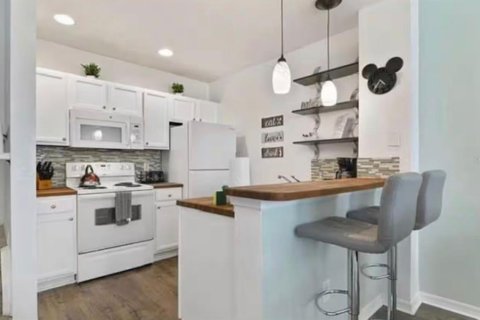 Condominio en venta en Kissimmee, Florida, 3 dormitorios, 120.4 m2 № 2110024 - foto 4