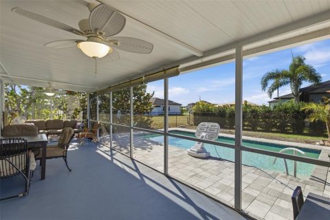 Casa en venta en Cape Coral, Florida, 3 dormitorios, 139.45 m2 № 2214508 - foto 22