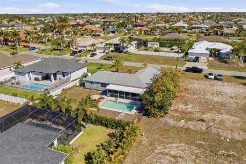 Casa en venta en Cape Coral, Florida, 3 dormitorios, 139.45 m2 № 2214508 - foto 29
