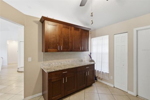 Casa en venta en Cape Coral, Florida, 3 dormitorios, 139.45 m2 № 2214508 - foto 12