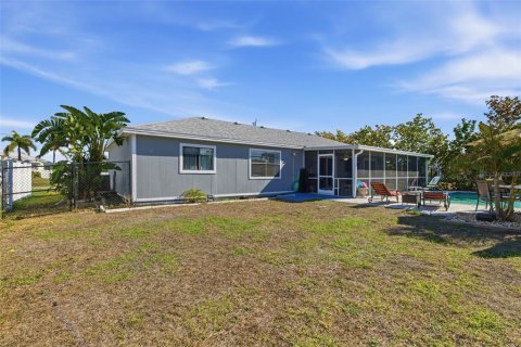 Casa en venta en Cape Coral, Florida, 3 dormitorios, 139.45 m2 № 2214508 - foto 26