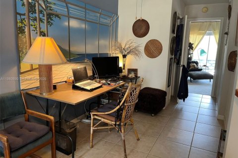 Condominio en venta en Miami, Florida, 1 dormitorio, 57.6 m2 № 2043904 - foto 8