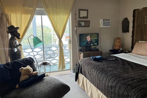 Condominio en venta en Miami, Florida, 1 dormitorio, 57.6 m2 № 2043904 - foto 9