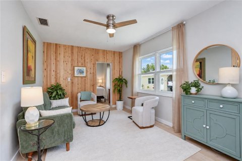 Villa ou maison à vendre à Seminole, Floride: 2 chambres, 65.96 m2 № 2398452 - photo 5