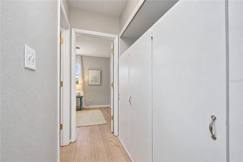 Villa ou maison à vendre à Seminole, Floride: 2 chambres, 65.96 m2 № 2398452 - photo 15