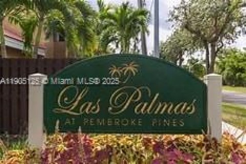 Adosado en venta en Pembroke Pines, Florida, 2 dormitorios, 95.13 m2 № 1955772 - foto 7
