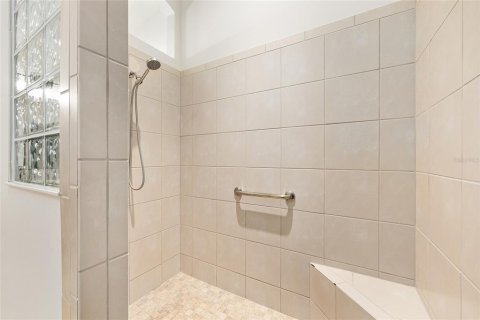 Купить виллу или дом в Те-Виллиджис, Флорида 8 комнат, 178.19м2, № 2118093 - фото 27