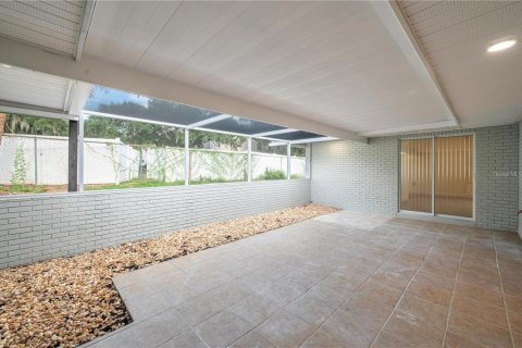 Villa ou maison à louer à Lakeland, Floride: 4 chambres, 212.1 m2 № 2403170 - photo 29