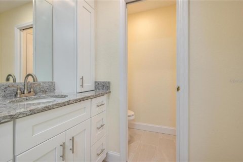 Villa ou maison à louer à Lakeland, Floride: 4 chambres, 212.1 m2 № 2403170 - photo 17