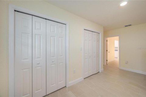 Villa ou maison à louer à Lakeland, Floride: 4 chambres, 212.1 m2 № 2403170 - photo 14