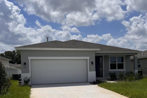 House in Ocala, Florida 3 bedrooms, 172.43 sq.m. № 1513812 - photo 1