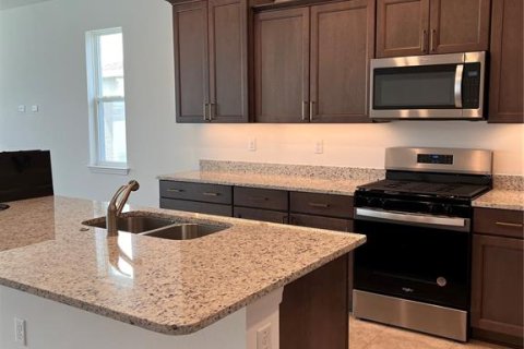 House in Ocala, Florida 3 bedrooms, 172.43 sq.m. № 1513812 - photo 9