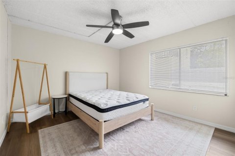 Condo in Tampa, Florida, 1 bedroom № 2215722 - photo 15