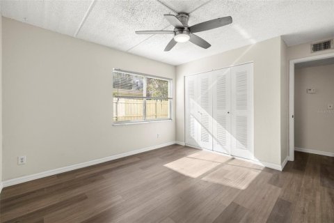 Condo in Tampa, Florida, 1 bedroom № 2215722 - photo 17