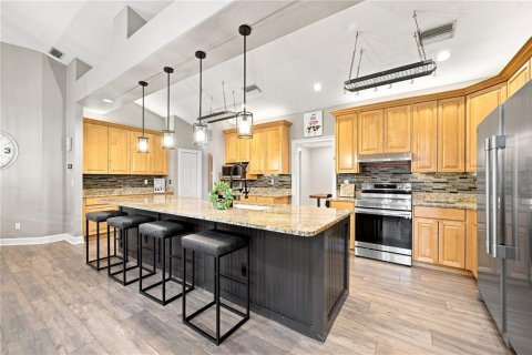 Casa en venta en Seffner, Florida, 5 dormitorios, 325.72 m2 № 2221329 - foto 6
