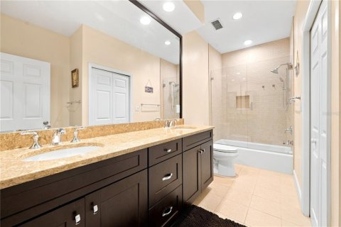 Casa en venta en Seffner, Florida, 5 dormitorios, 325.72 m2 № 2221329 - foto 27