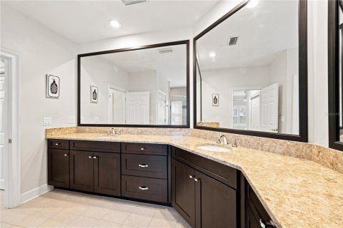 Casa en venta en Seffner, Florida, 5 dormitorios, 325.72 m2 № 2221329 - foto 14