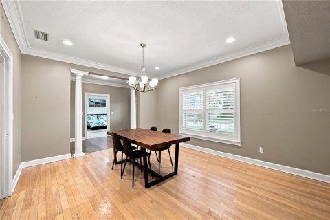 Casa en venta en Seffner, Florida, 5 dormitorios, 325.72 m2 № 2221329 - foto 16