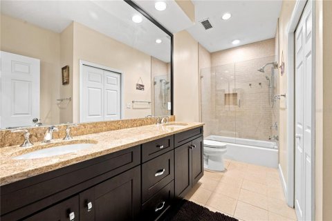Casa en venta en Seffner, Florida, 5 dormitorios, 325.72 m2 № 2221329 - foto 28
