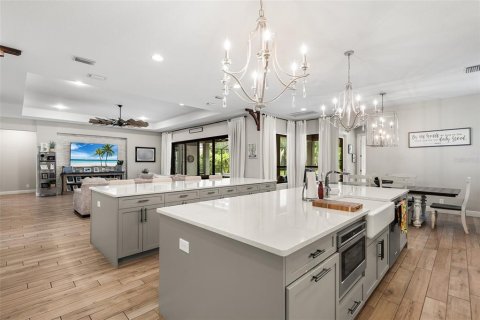 Casa en venta en Fish Hawk, Florida, 6 dormitorios, 532.14 m2 № 2216212 - foto 24