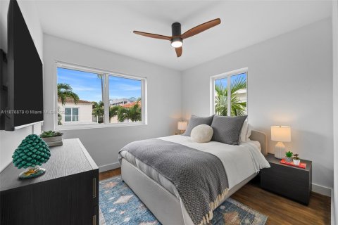 House in Miami Beach, Florida 2 bedrooms, 100.33 sq.m. № 1896065 - photo 12