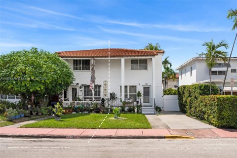 House in Miami Beach, Florida 2 bedrooms, 100.33 sq.m. № 1896065 - photo 16