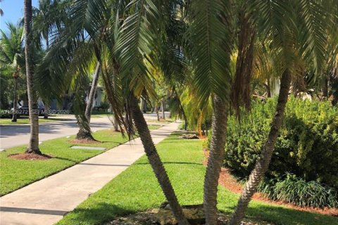 Apartamento en alquiler en Key Biscayne, Florida, 2 dormitorios, 82.68 m2 № 2011166 - foto 8