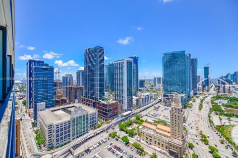 Condo in Miami, Florida, 1 bedroom  № 2089358 - photo 17