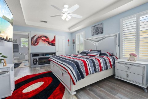 House in Port St. Lucie, Florida 4 bedrooms, 222.87 sq.m. № 2194943 - photo 20