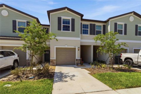 Townhouse in Ruskin, Florida 3 bedrooms, 157 sq.m. № 2236253 - photo 3