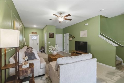 Townhouse in Ruskin, Florida 3 bedrooms, 157 sq.m. № 2236253 - photo 8