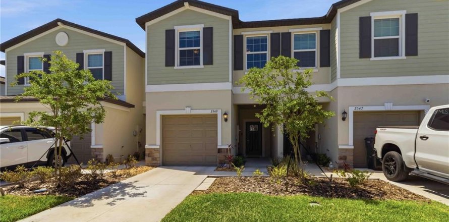 Townhouse in Ruskin, Florida 3 bedrooms, 157 sq.m. № 2236253