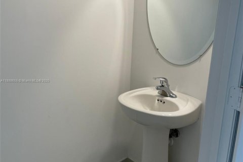 Touwnhouse à vendre à Homestead, Floride: 3 chambres, 133.97 m2 № 1941338 - photo 20