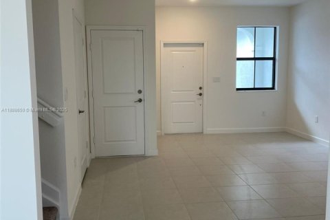 Touwnhouse à vendre à Homestead, Floride: 3 chambres, 133.97 m2 № 1941338 - photo 5