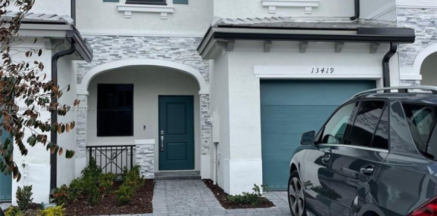 Touwnhouse à Homestead, Floride 3 chambres, 133.97 m2 № 1941338