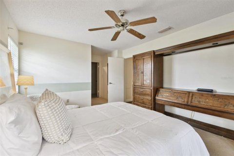 House in Sun City Center, Florida 2 bedrooms, 139.91 sq.m. № 1903573 - photo 28