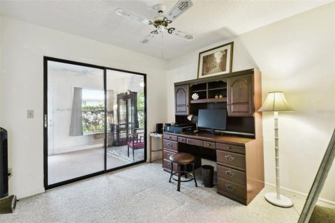 House in Sun City Center, Florida 2 bedrooms, 139.91 sq.m. № 1903573 - photo 25
