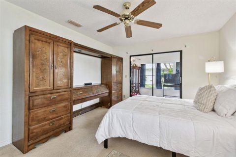 House in Sun City Center, Florida 2 bedrooms, 139.91 sq.m. № 1903573 - photo 29