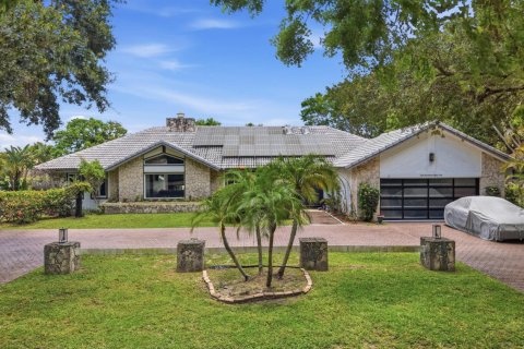 Villa ou maison à vendre à Coral Springs, Floride: 6 chambres, 322.56 m2 № 2088088 - photo 5