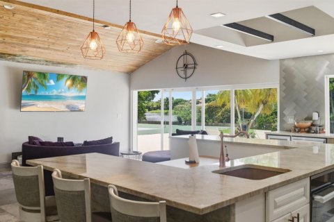 Villa ou maison à vendre à Coral Springs, Floride: 6 chambres, 322.56 m2 № 2088088 - photo 25