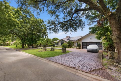 Villa ou maison à vendre à Coral Springs, Floride: 6 chambres, 322.56 m2 № 2088088 - photo 10