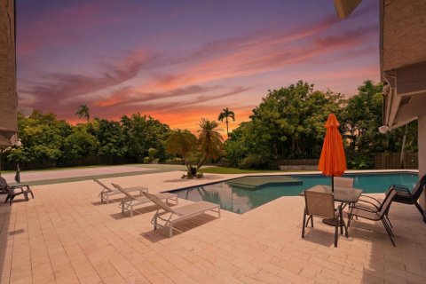 Villa ou maison à vendre à Coral Springs, Floride: 6 chambres, 322.56 m2 № 2088088 - photo 3