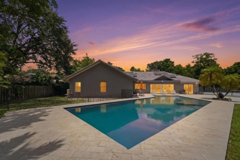 Villa ou maison à vendre à Coral Springs, Floride: 6 chambres, 322.56 m2 № 2088088 - photo 4